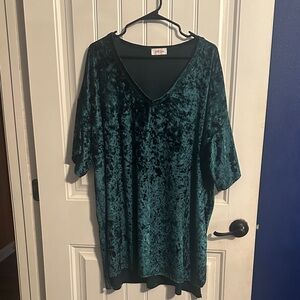 Luxurious Teal Velvet Women's Tunic